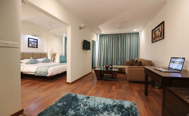 Hotel Sobti Continental 